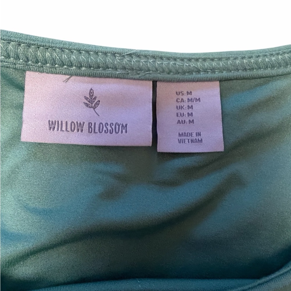Willow Blossom Athletic Dress-Mesh Bodice-Built in Bra-Front Pockets - Picture 7 of 10